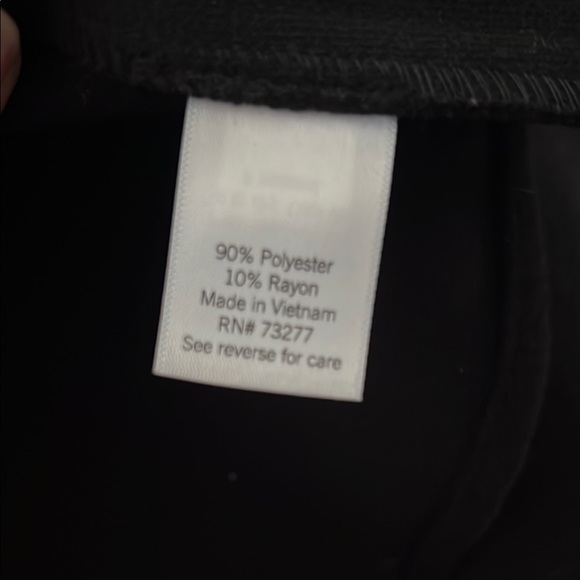 Croft & Barrow. Women's Black Double-Breasted Coat - Picture 3 of 8